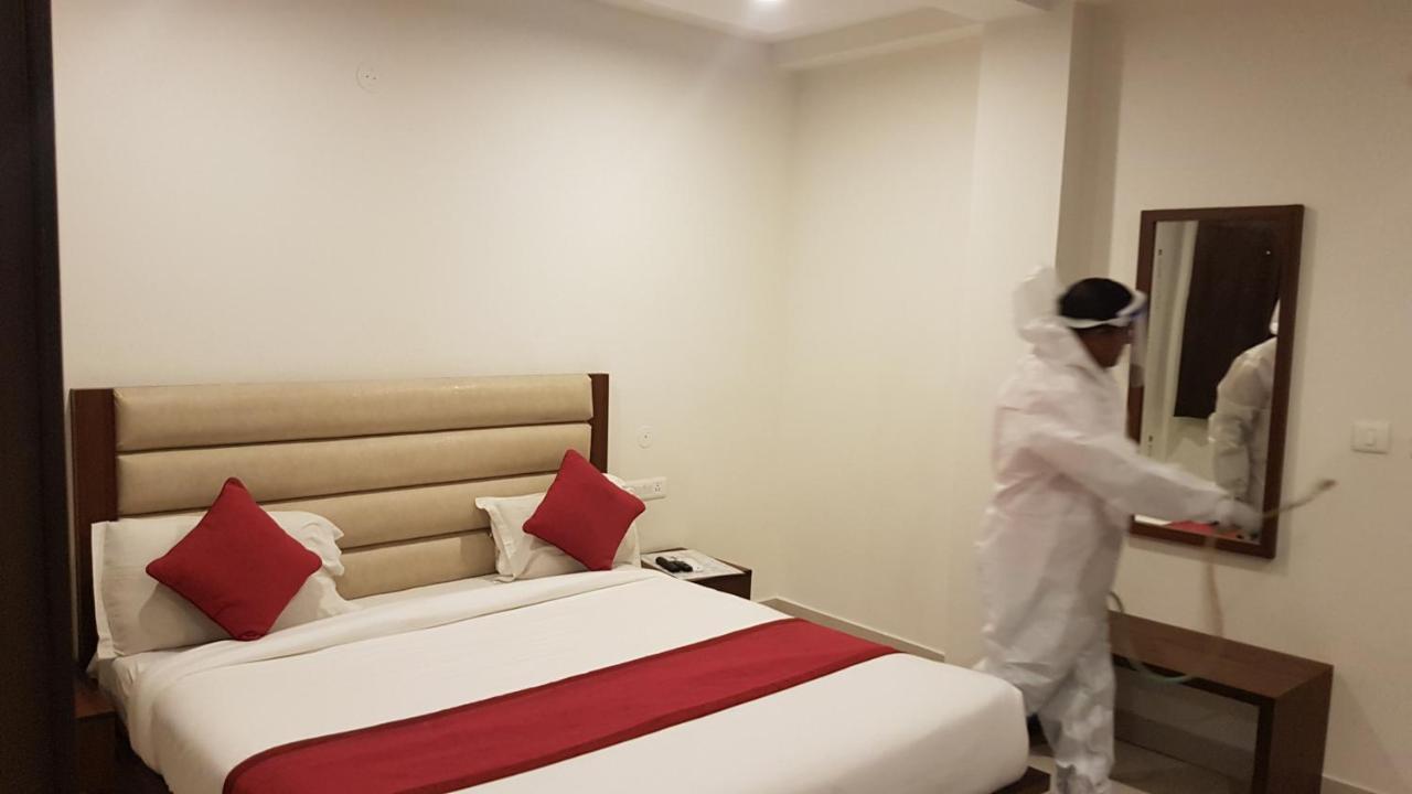 Hotel Aakash Residency Dehradun Exterior photo